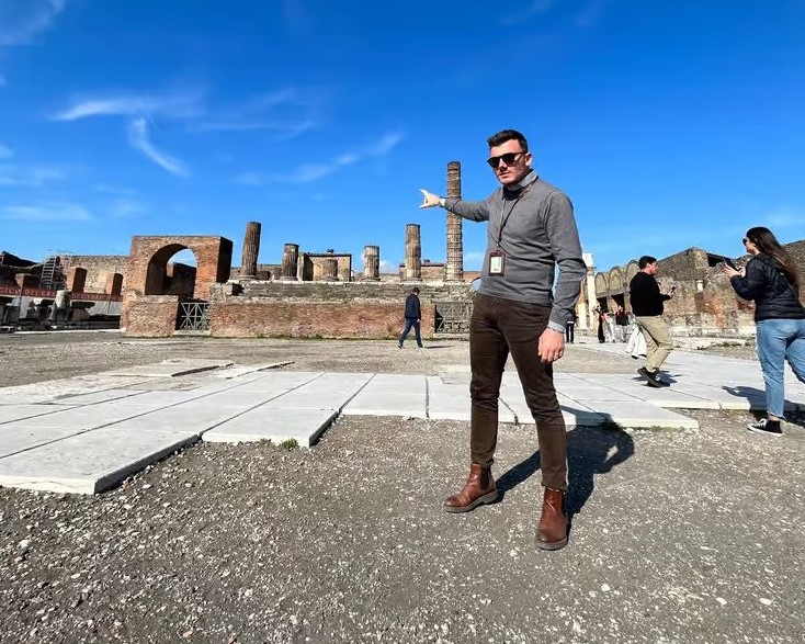 POMPEII GUIDE (2)